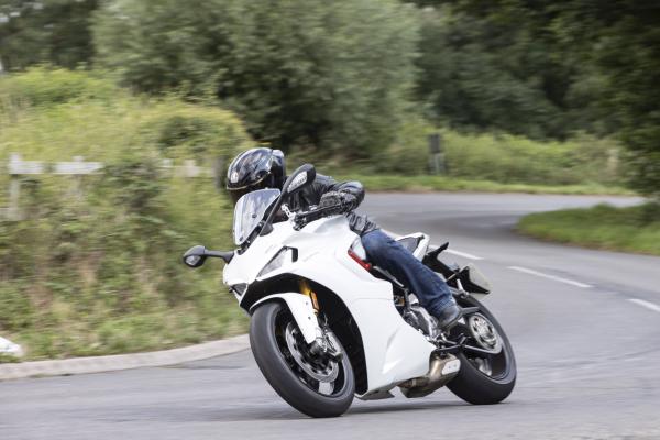 2021 SuperSport 950 S Visordown Review